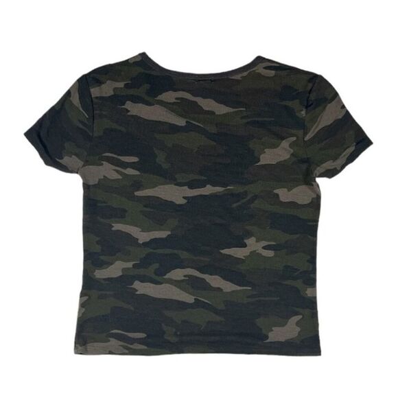 Garage Green/Gray Camo Military Print T-Shirt | Size XS - Picture 2 of 3